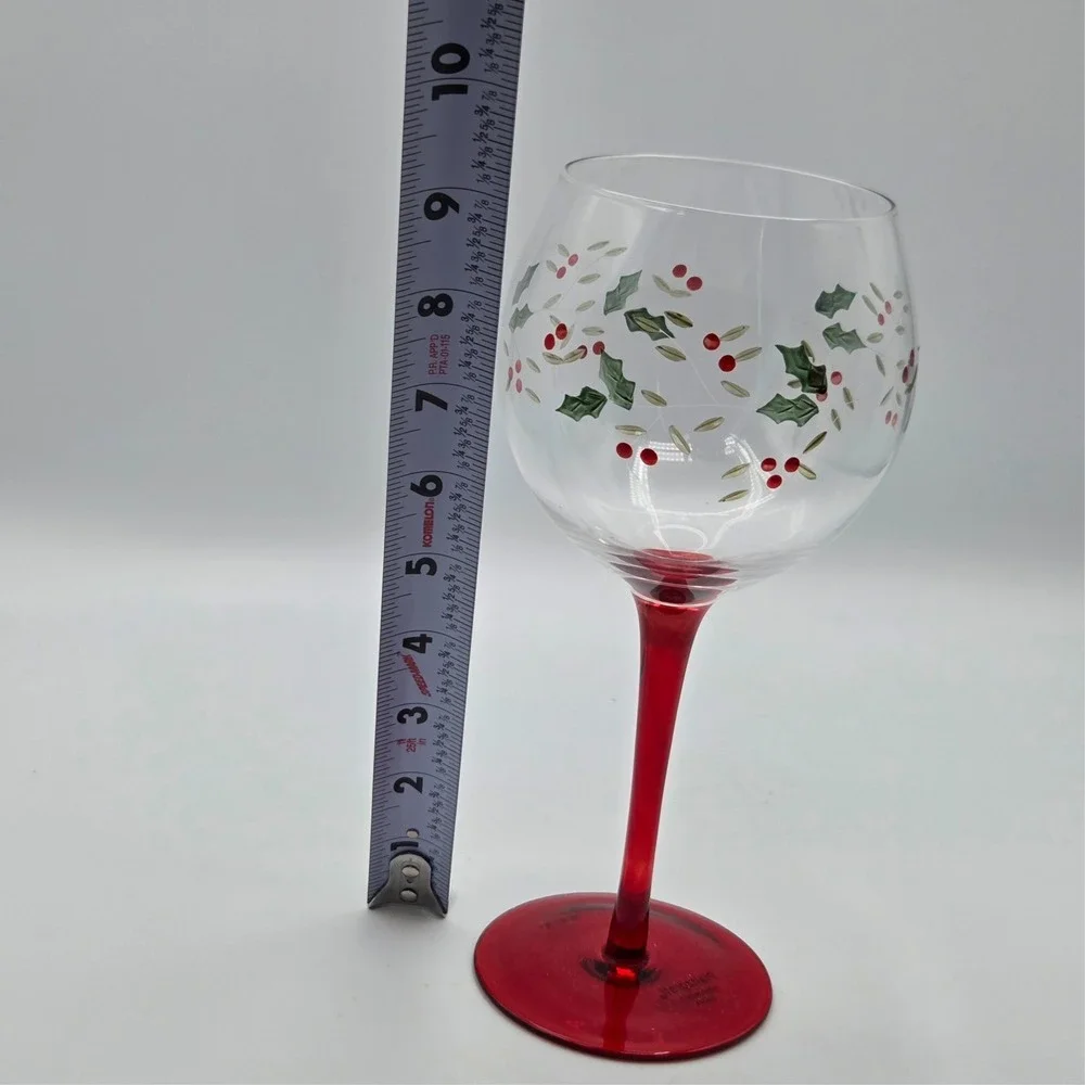 Pfaltzgraff‎ Winterberry Wine Goblets Etched & Handpainted SET OF 4 - New In Box